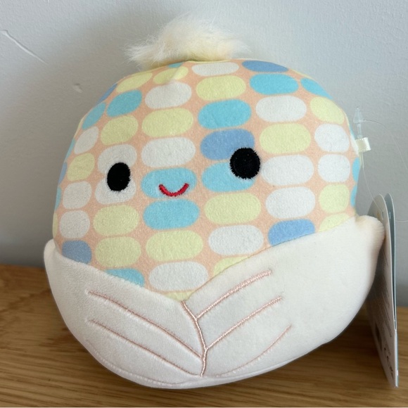 Squishmallows Other - Squishmallow LOUISE 5.5 inches brand new with tag